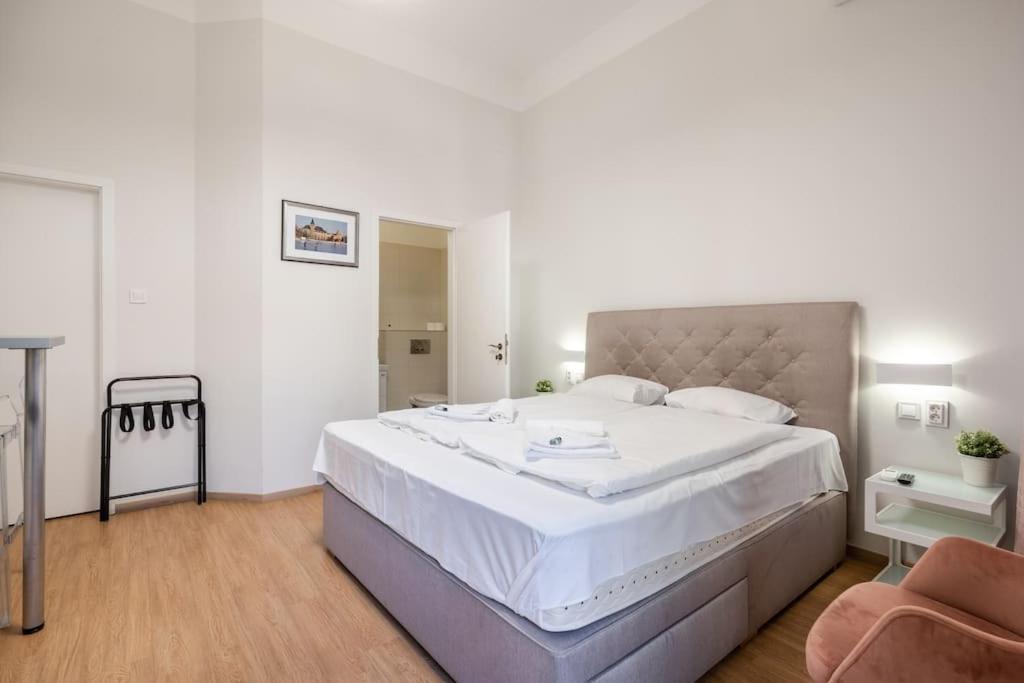Klauzal Garden City Apartments-Studio K22 Budapest Exteriör bild